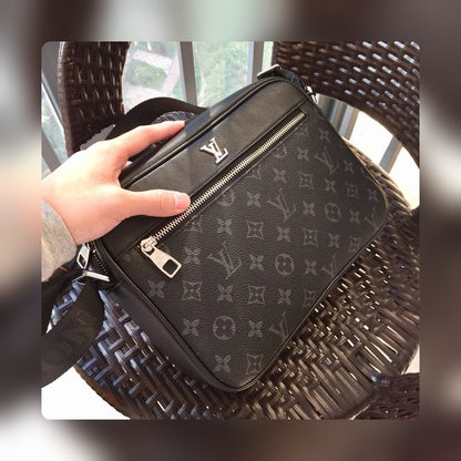 Anum Bags Detail