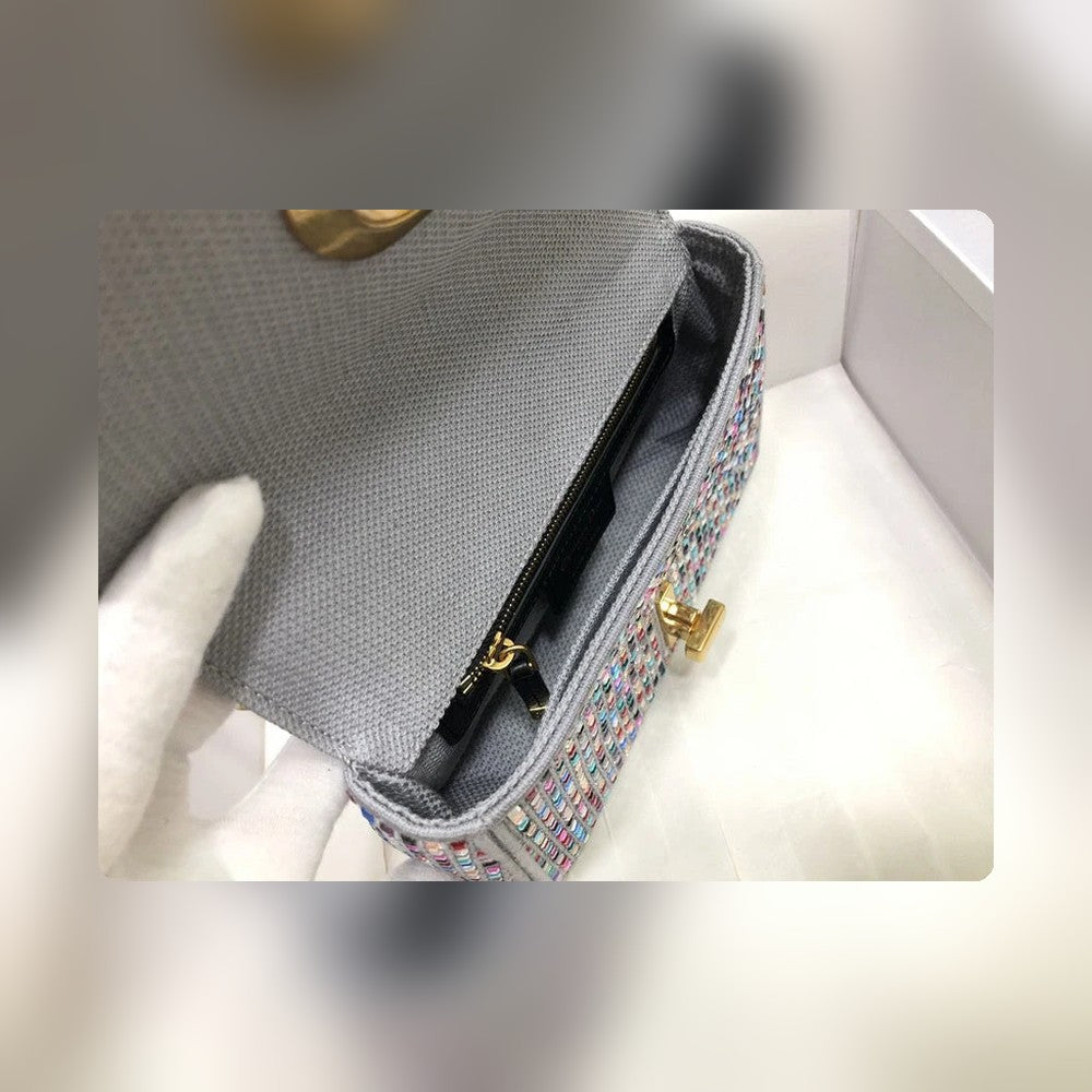 Anum Bags Detail