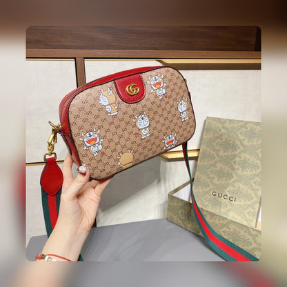 Anum Bags Detail