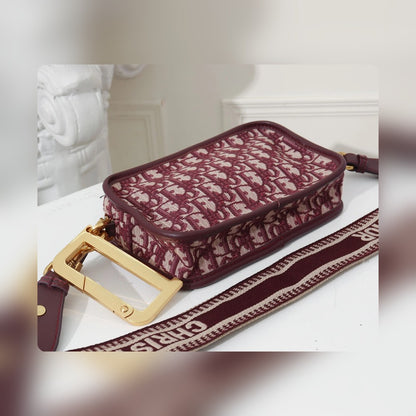 Anum Bags Detail