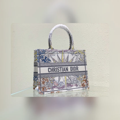 Anum Bags Detail