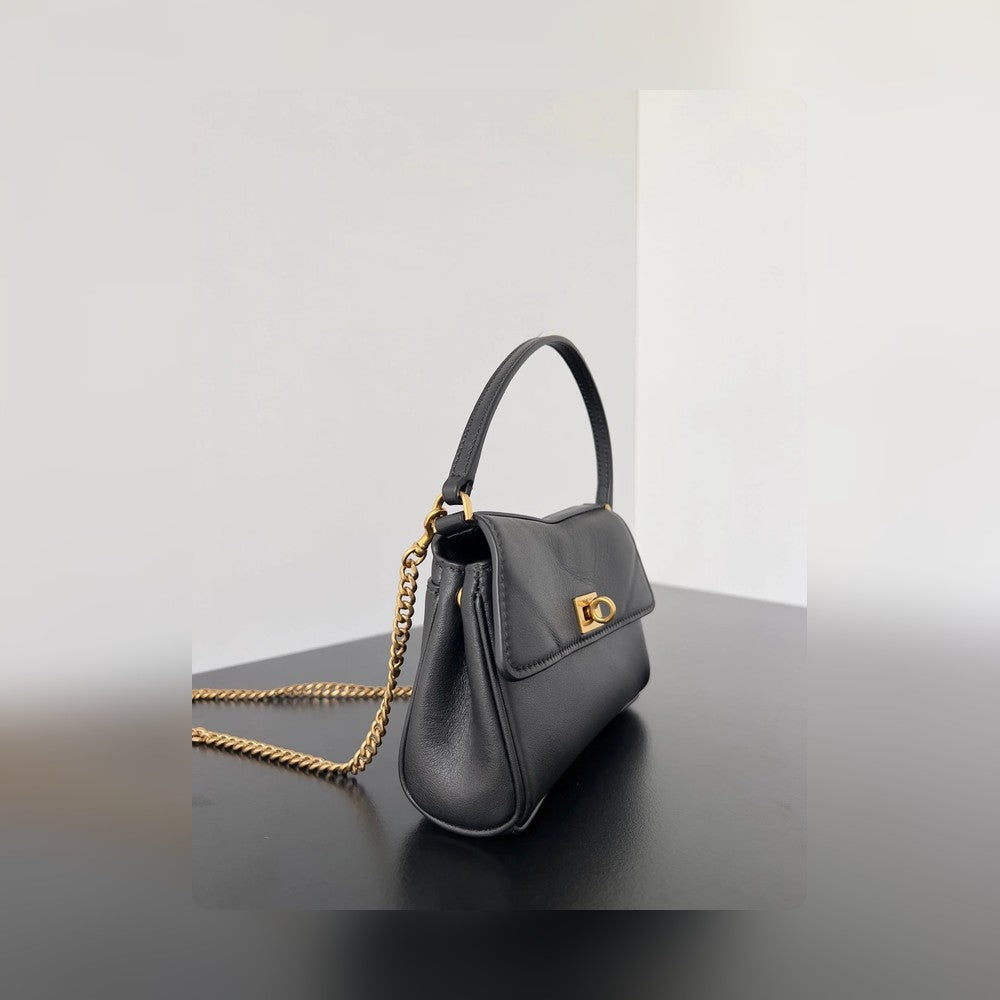 new-luxury-designer-bags-nm24060