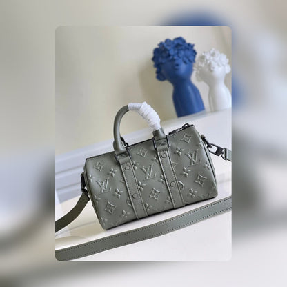 Anum Bags Detail