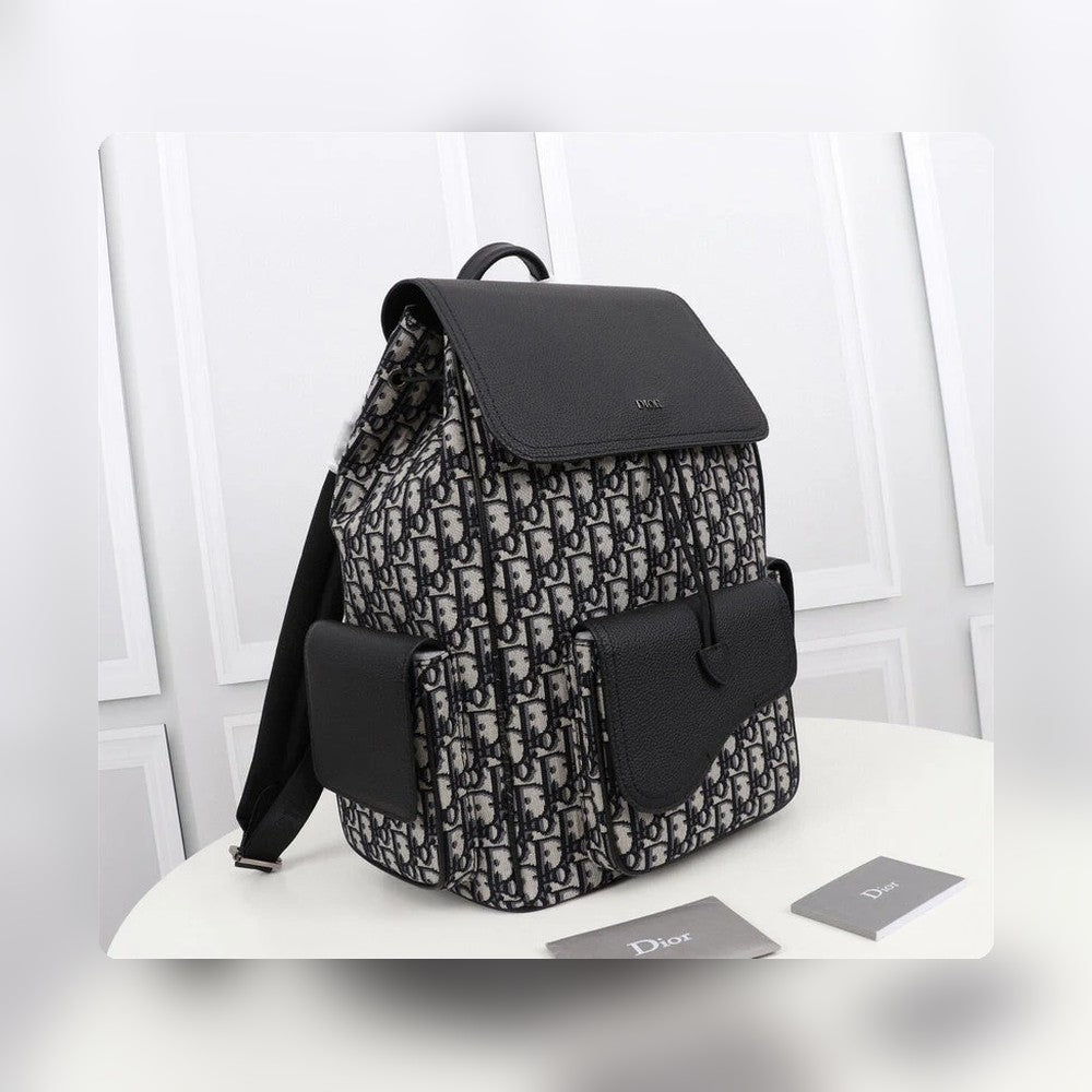 Anum Bags Detail