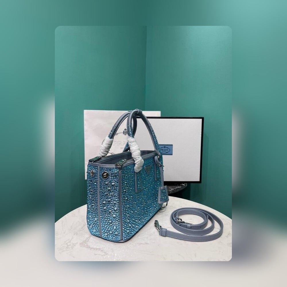 Anum Bags Detail