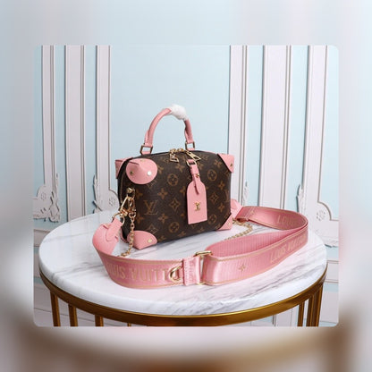 Anum Bags Detail