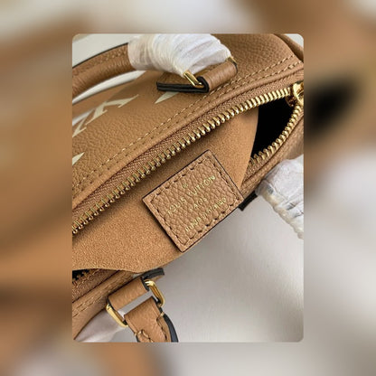 Anum Bags ln Luxury Bag --56497