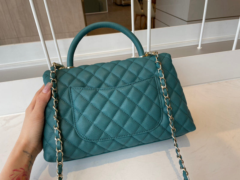 Anum Bags Detail