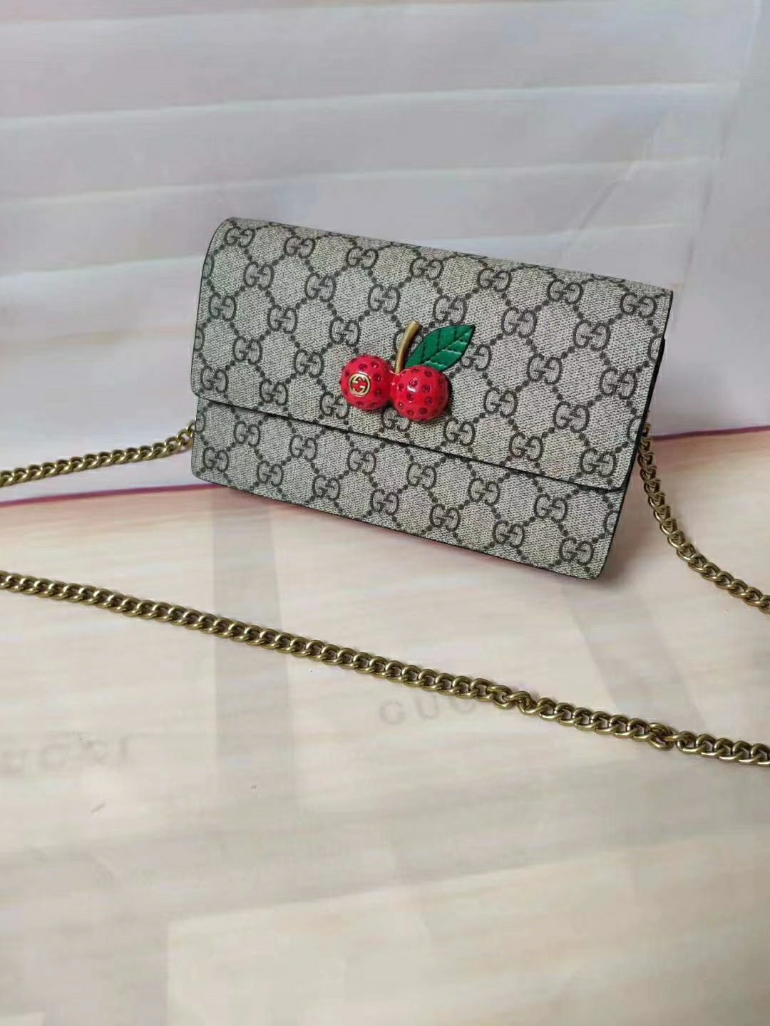 Anum Bags Detail