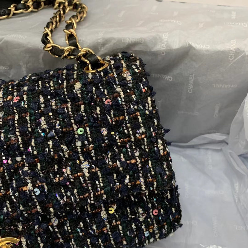 Anum Bags Detail
