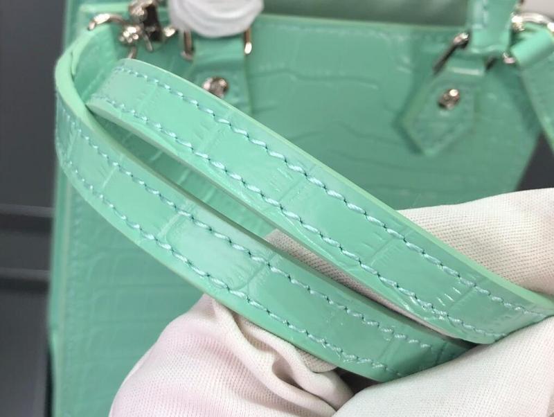 Anum Bags Detail