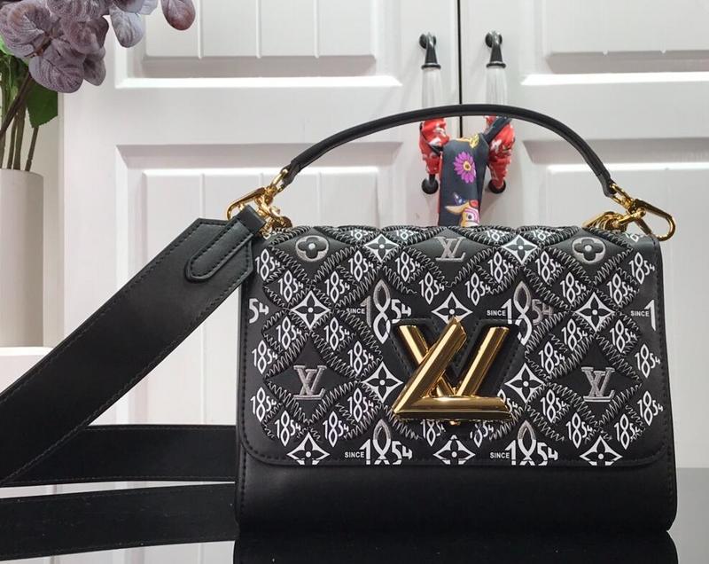 Anum Bags Detail