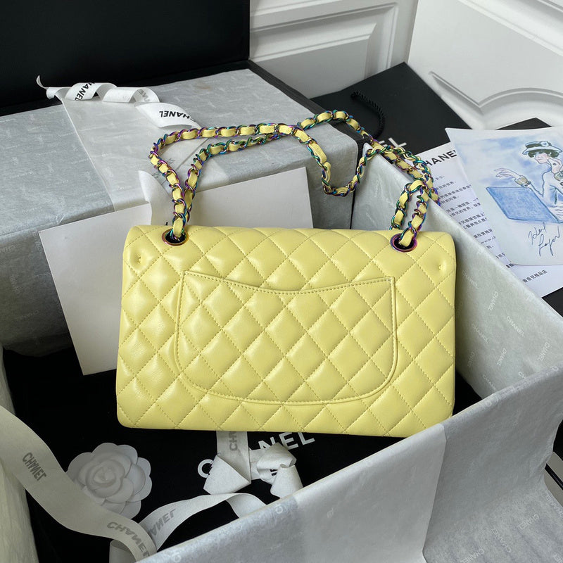 Anum Bags Detail