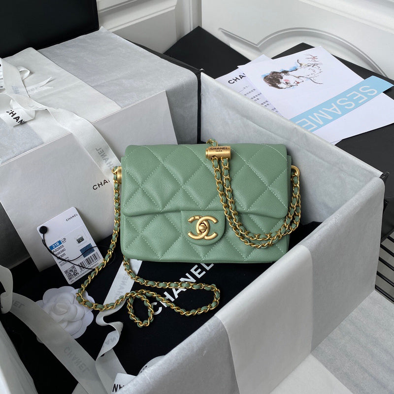 Anum Bags Detail