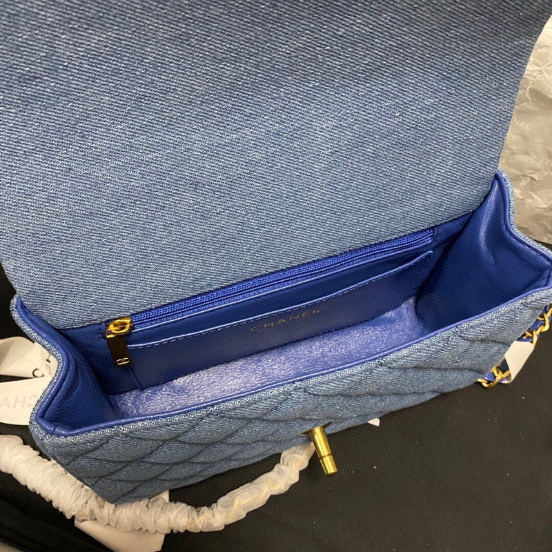 Anum Bags Detail