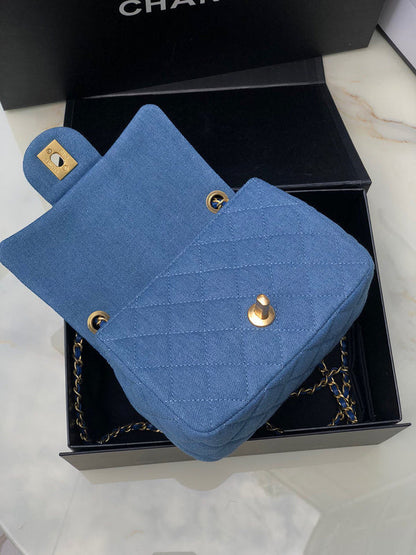 Anum Bags Detail