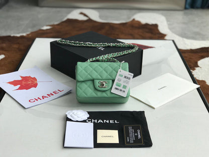 Anum Bags Detail