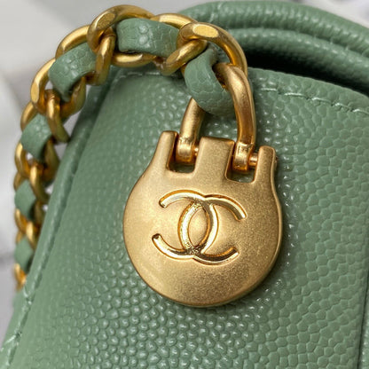 Anum Bags Detail