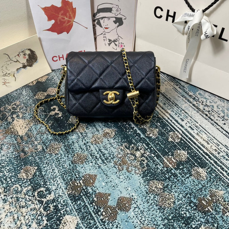 Anum Bags Detail