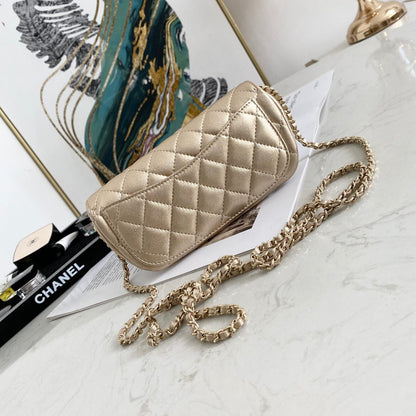 Anum Bags Detail