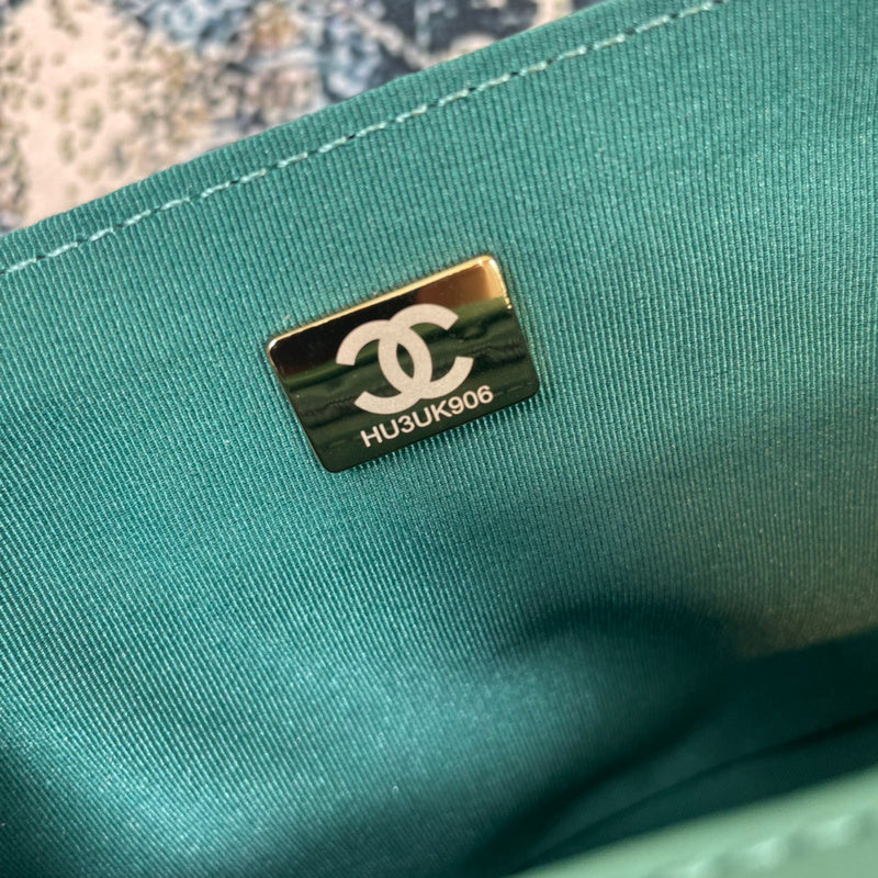 Anum Bags Detail