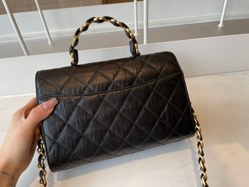Anum Bags Detail