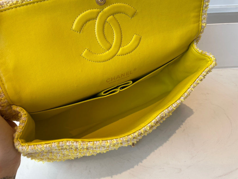 Anum Bags Detail