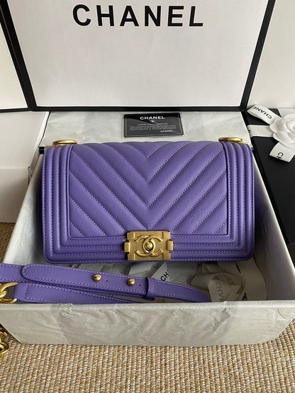 Anum Bags Detail