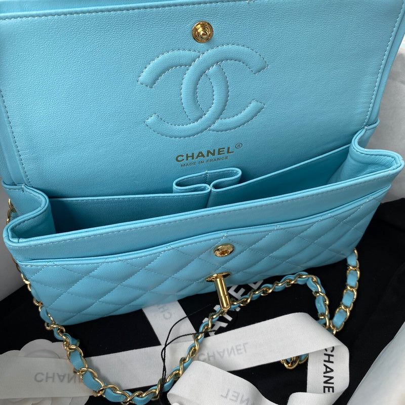 Anum Bags Detail