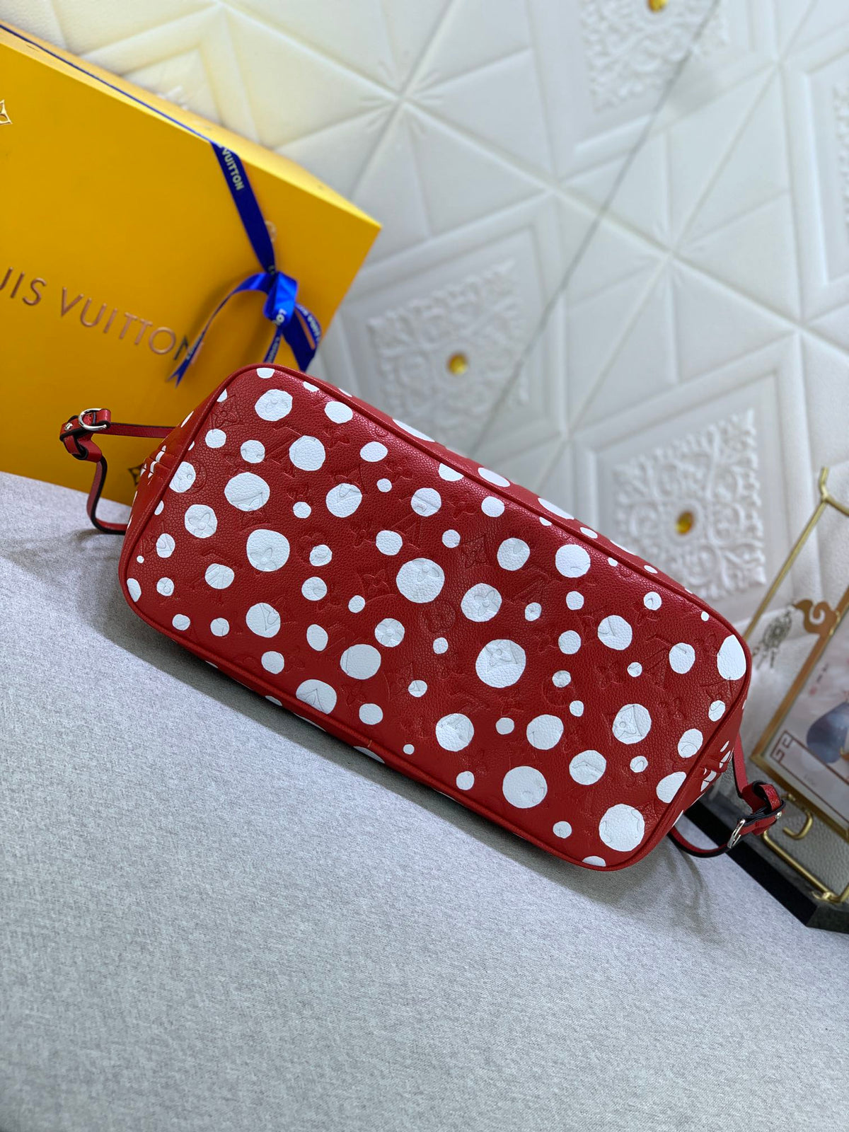 Anum Bags Detail
