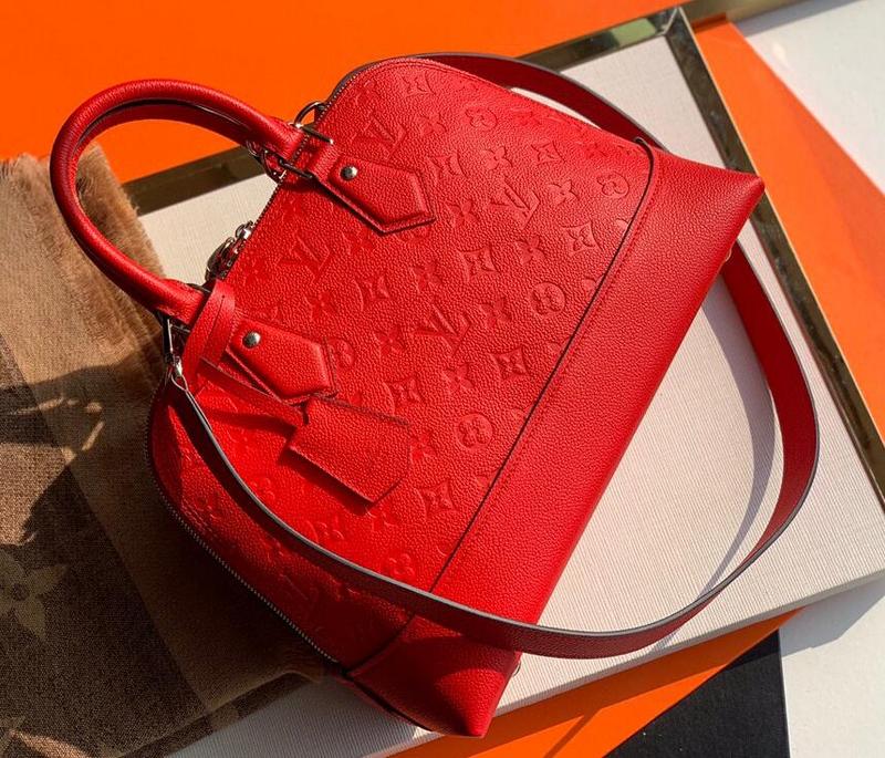 Anum Bags Detail