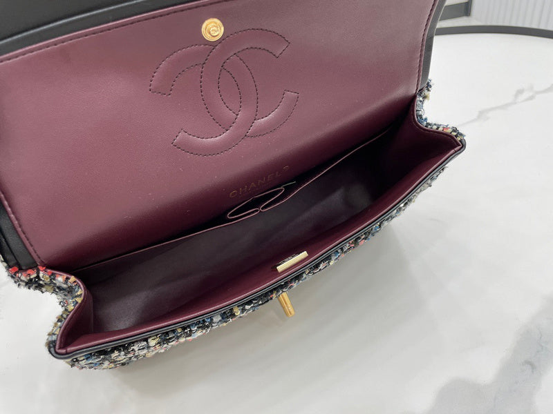 Anum Bags Detail