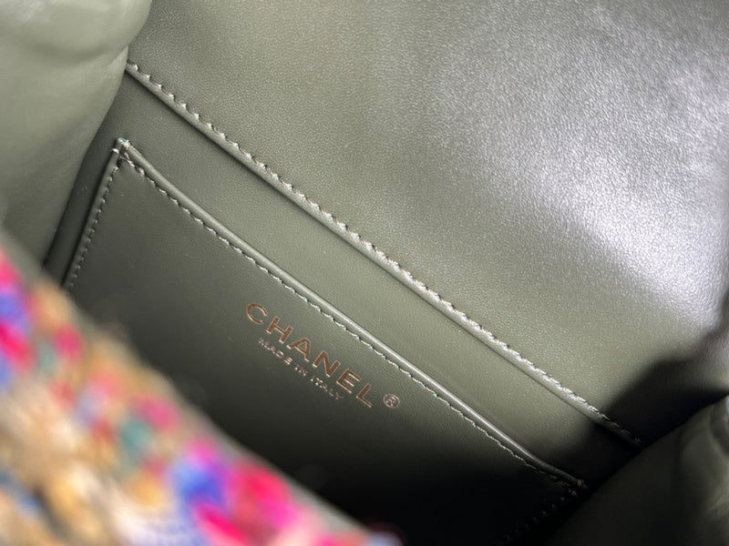 Anum Bags Detail