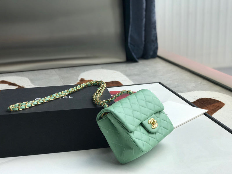 Anum Bags Detail