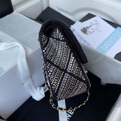 Anum Bags Detail
