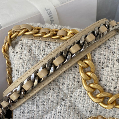 Anum Bags Detail