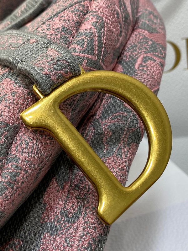 Anum Bags Detail