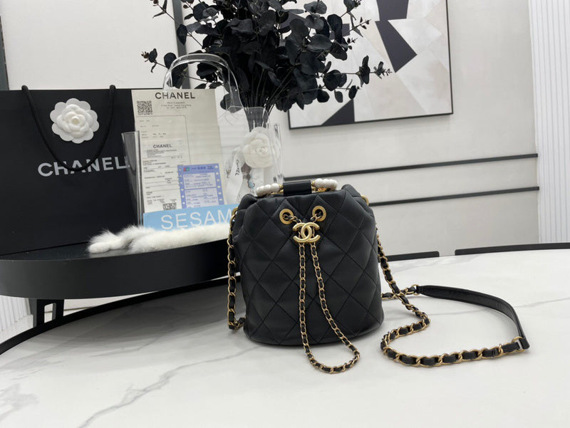 Anum Bags Detail