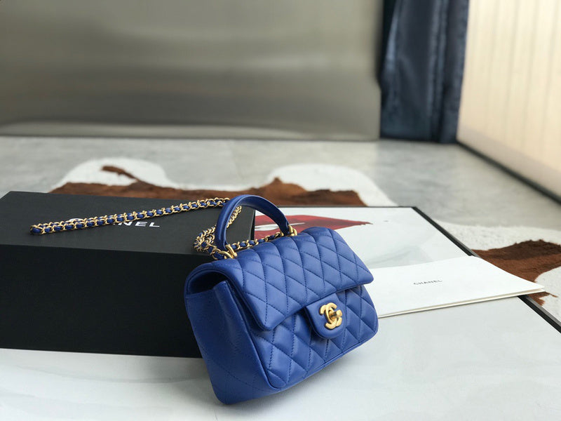 Anum Bags Detail