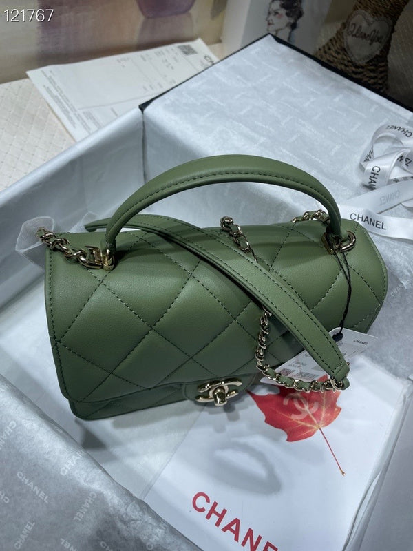 Anum Bags Detail
