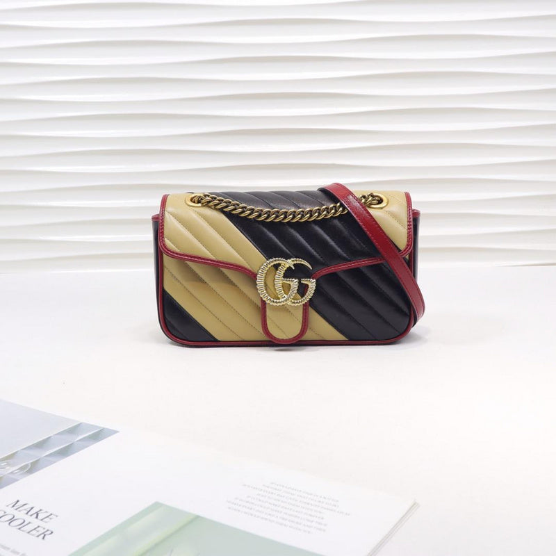 Anum Bags Detail