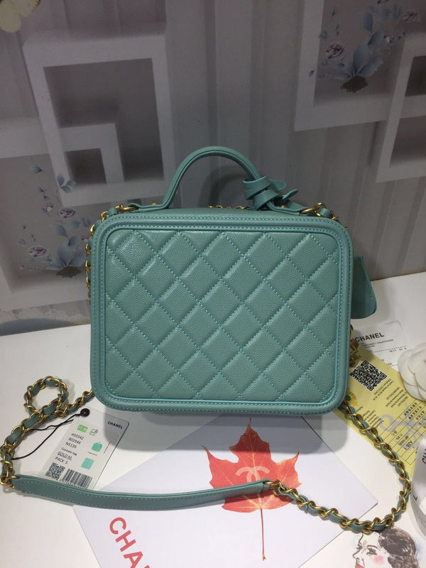 Anum Bags Detail
