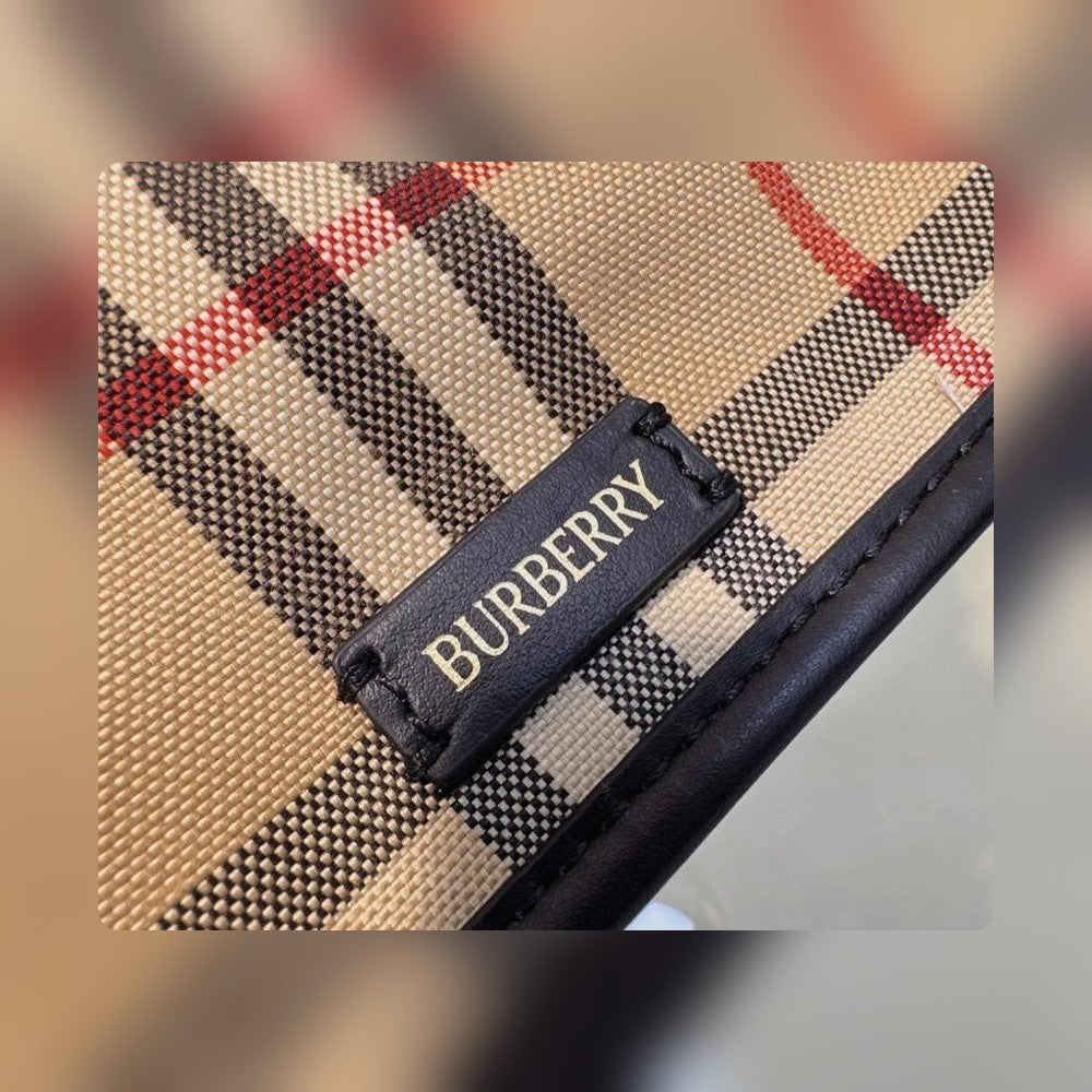 Anum Bags - High-Quality Designer Products for You - AFFORDABLE LUXURY BAGS - 17198