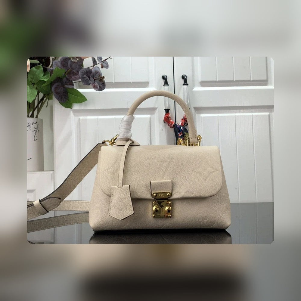 Anum Bags Detail
