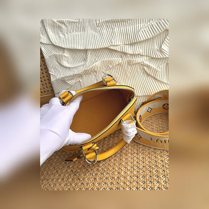Anum Bags ln Luxury Bag --56431