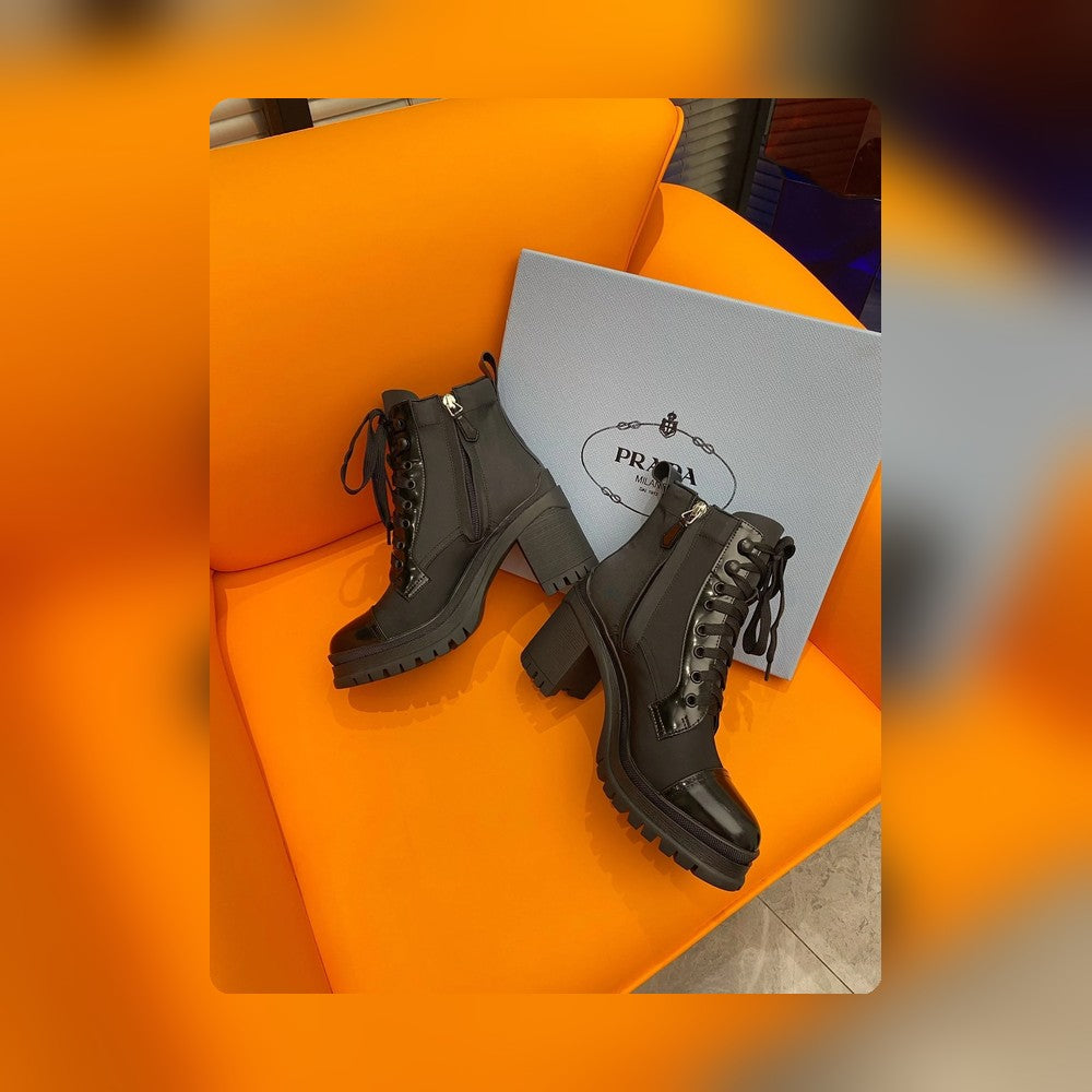VBS LOGO PLAQUE ANKLE BOOTS BLACK