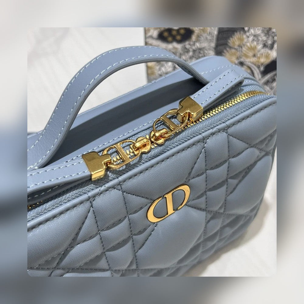 Anum Bags Detail