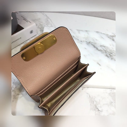 Anum Bags - High-Quality Designer Products for You - AFFORDABLE LUXURY BAGS - 5611