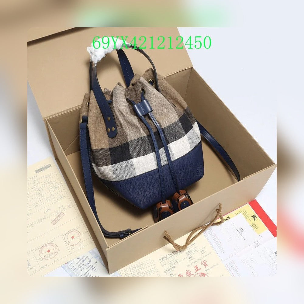 Anum Bags Detail