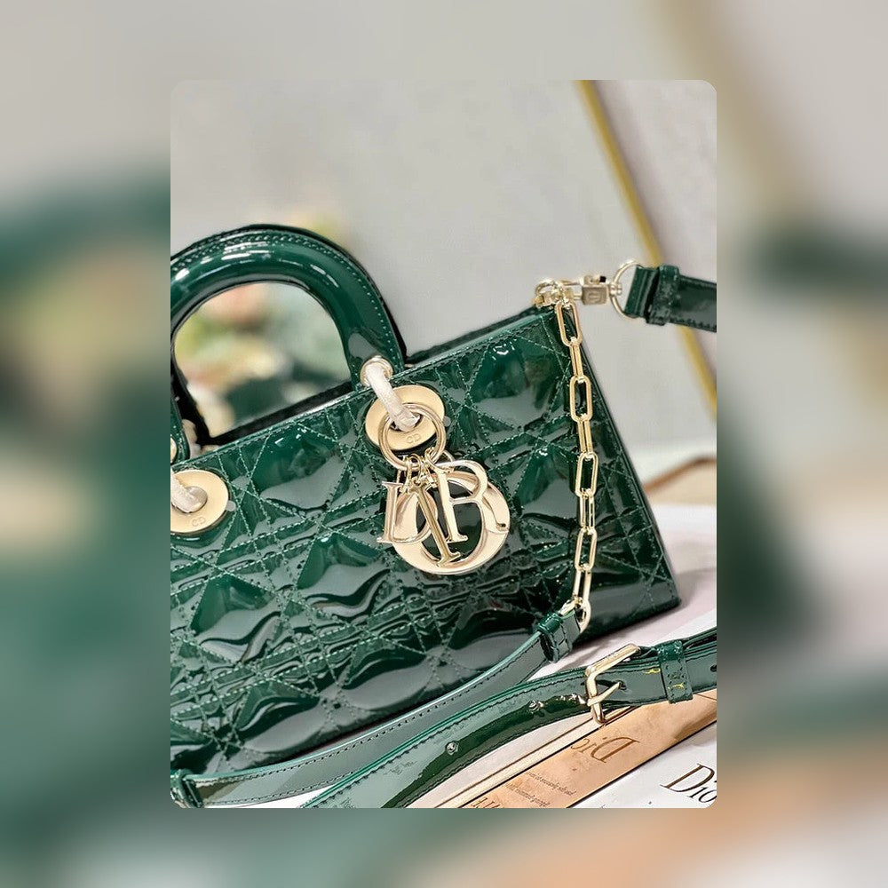 Anum Bags Detail